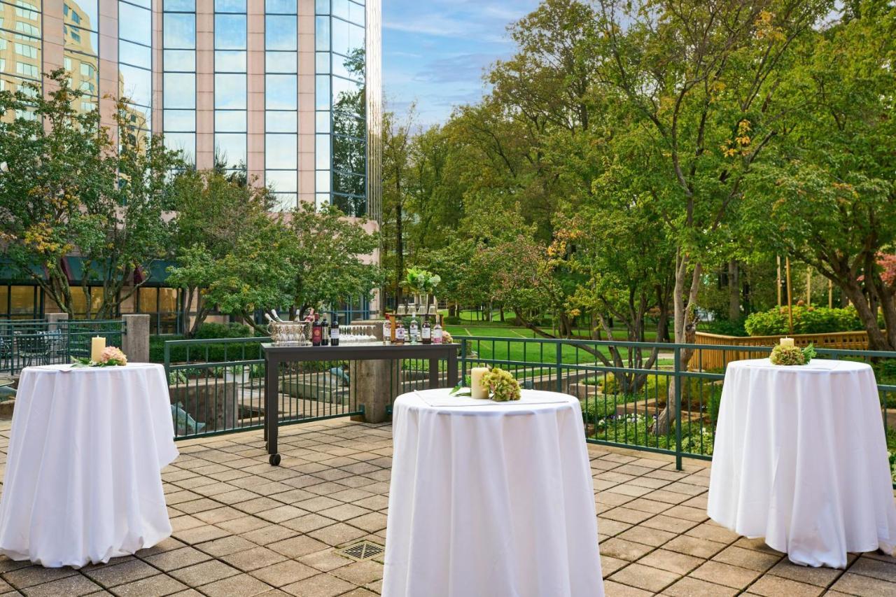 Falls Church Marriott Fairview Park Exteriör bild
