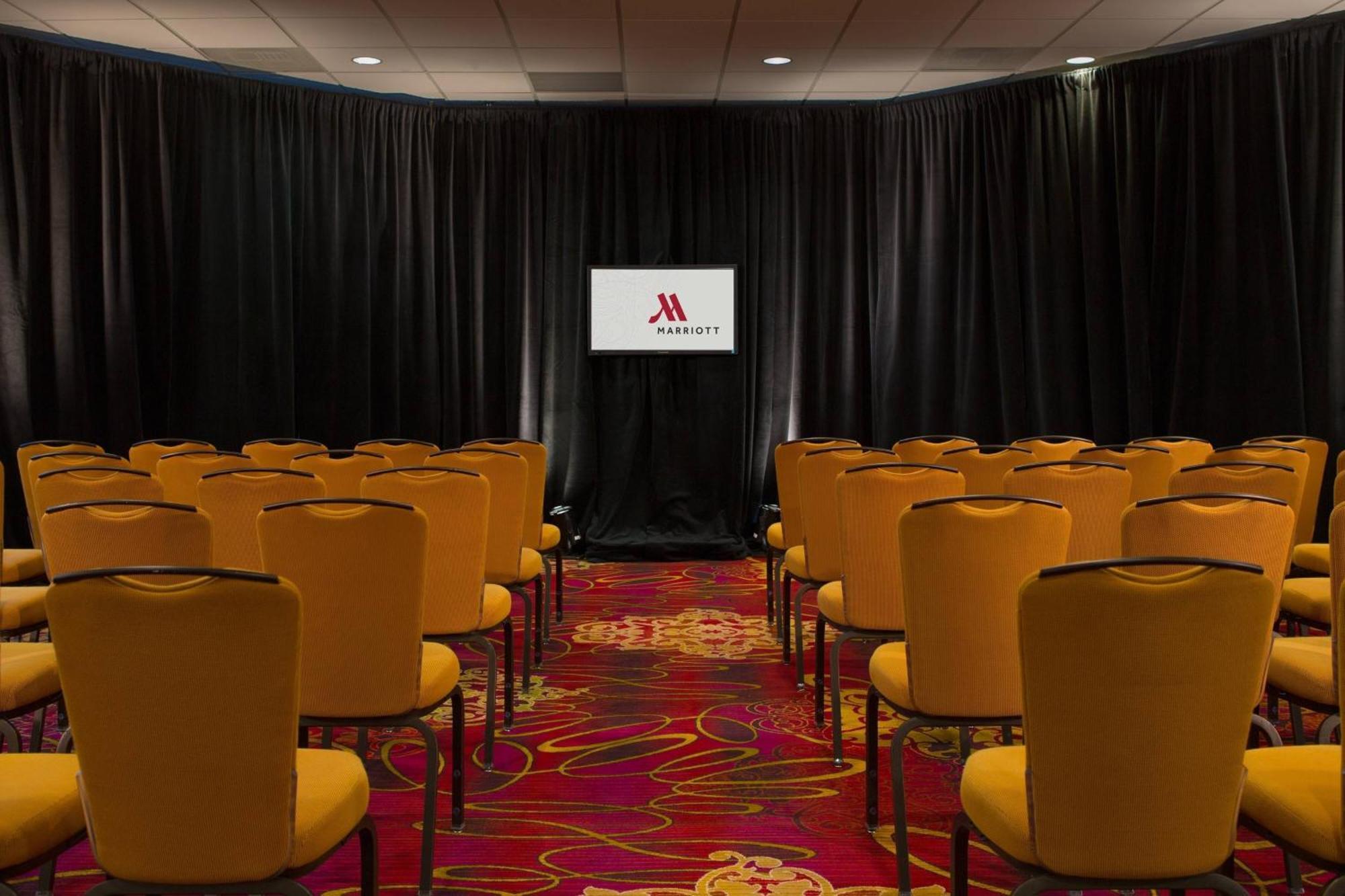 Falls Church Marriott Fairview Park Exteriör bild